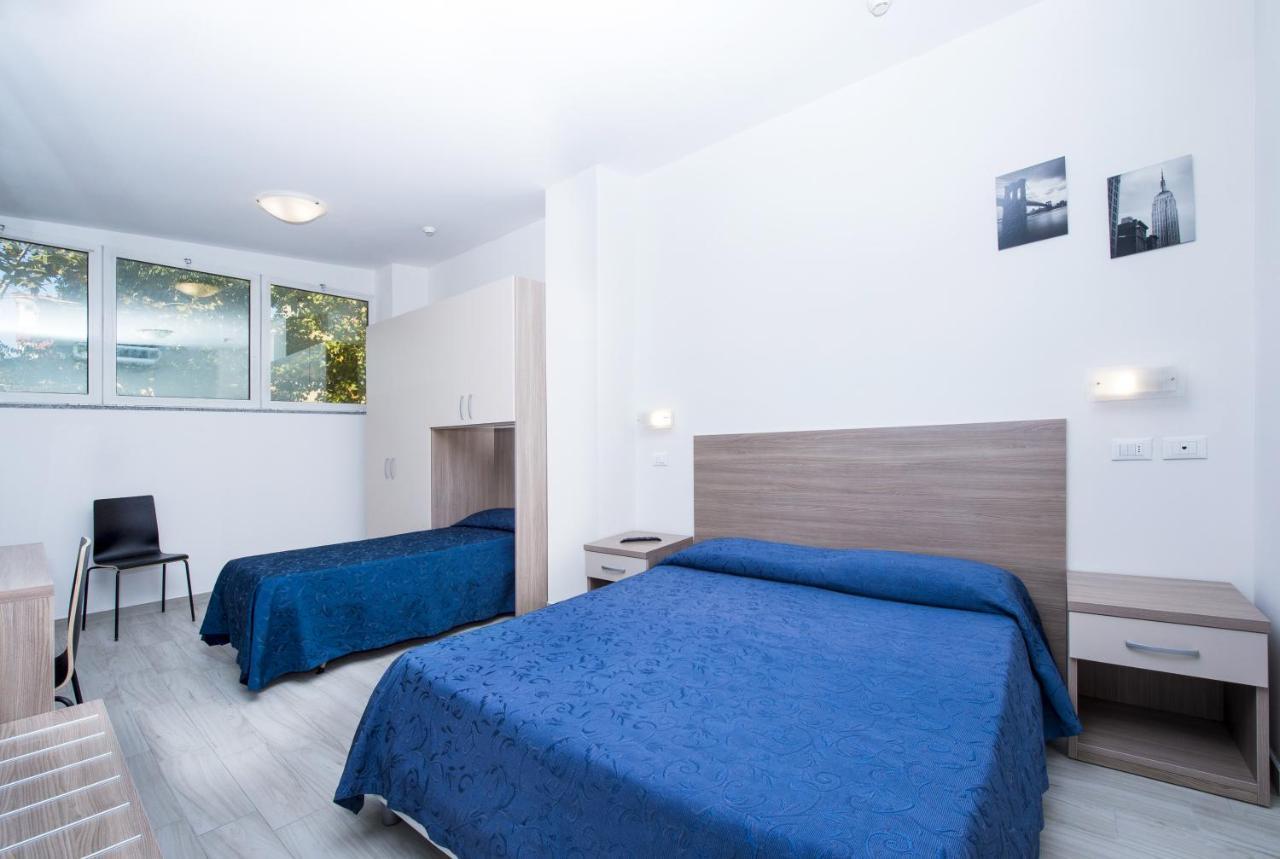 Ciccio Hotel Misano Adriatico Kültér fotó