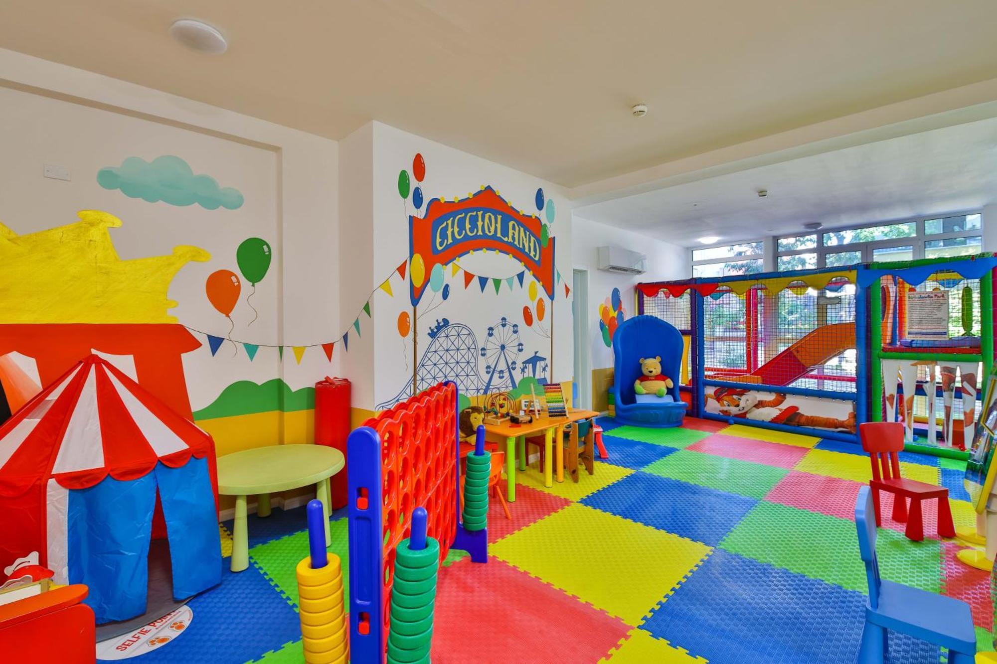 Ciccio Hotel Misano Adriatico Kültér fotó