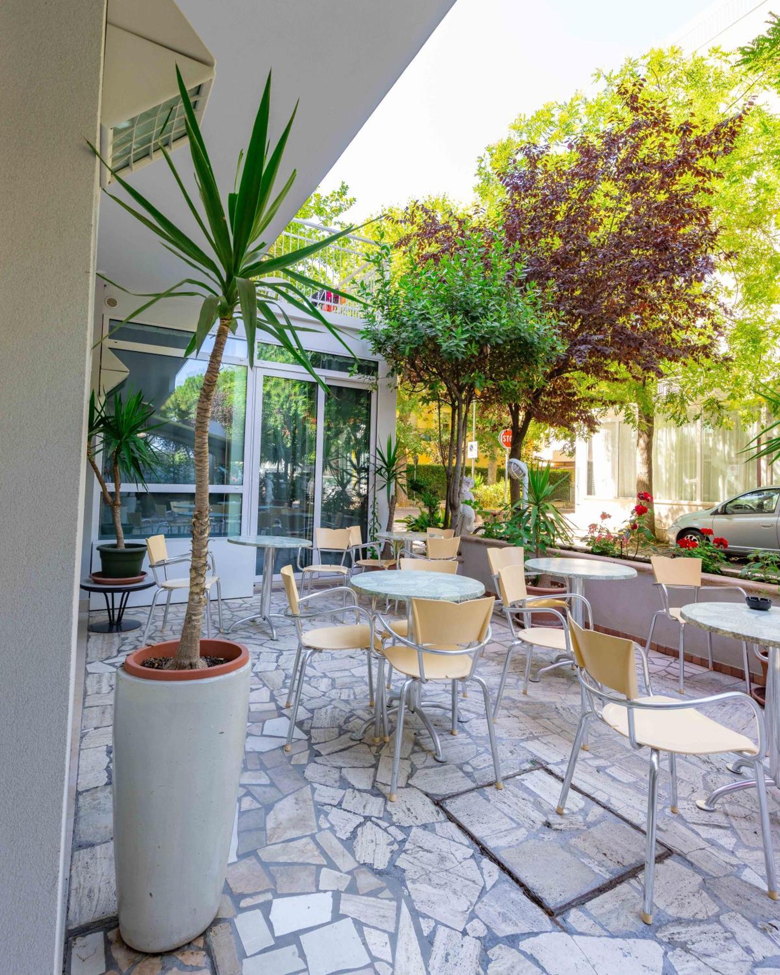 Ciccio Hotel Misano Adriatico Kültér fotó